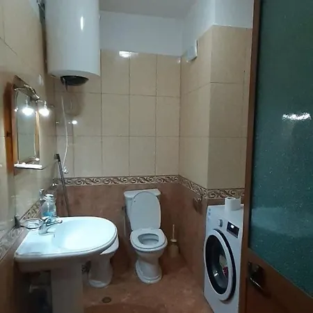 Anaema Qerret 2 Apartamento